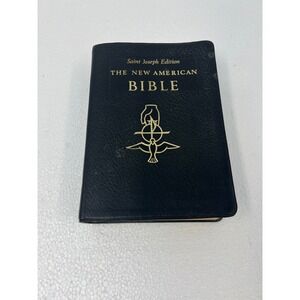 1970 The New American Bible Saint Joseph Edition Catholic Leatherette Cover USA